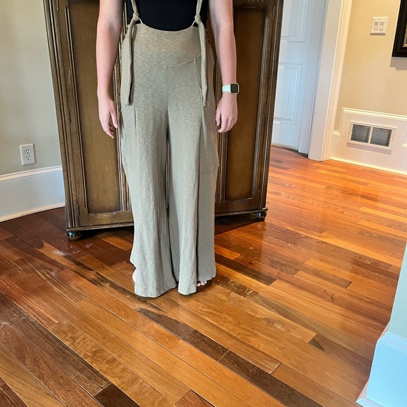Women's Free People Beach Size L Romper - Picture 1 of 4